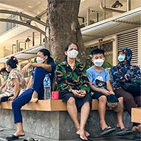 Tại sao chúng ta ở trong bóng râm mà da vẫn có thể bị cháy nắng?