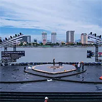 Cận cảnh khán đài, trận địa pháo hoa quốc tế Đà Nẵng trước giờ khai mạc