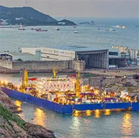 Trung Quốc lắp đặt đường hầm ống bê tông vỏ thép dưới biển dài nhất thế giới
