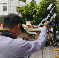 Vì sao hàng loạt ôtô, xe máy không thể mở khóa ở Hà Nội?