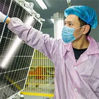 Pin mặt trời - "quân bài" mới của Trung Quốc