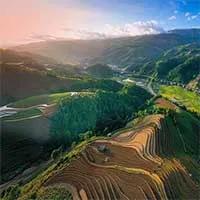 Ngắm nhìn ruộng bậc thang Mù Cang Chải mùa nước đổ