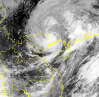 Bão Talim suy yếu khi vào biên giới Việt - Trung