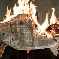 Vì sao người ta dễ dàng tin các thuyết âm mưu?