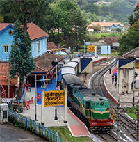 Chuyến tàu chạy chậm nhất Ấn Độ nhưng sao nhiều du khách vẫn bỏ tiền để trải nghiệm?