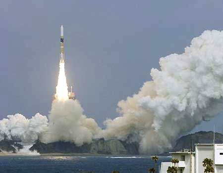 Nhật phóng vệ tinh radar thứ tư