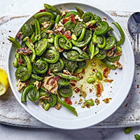 Loại cây mọc bờ bụi, tưởng bỏ đi nhưng lại là món ngon chứa đầy dưỡng chất quý