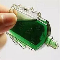 Lợi ích của việc đặt dầu gió trong nhà vệ sinh