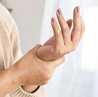 Hội chứng ống cổ tay: Nguyên nhân, triệu chứng và cách điều trị