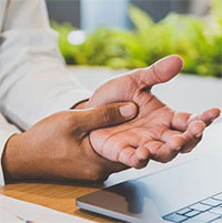 Top 6 bài tập cổ tay dành cho những người dùng máy tính thường xuyên