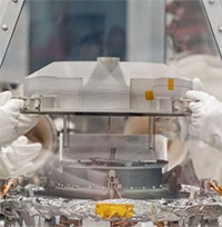 NASA bắt đầu mở viên nang ngoài Trái đất, nguy cơ vi khuẩn lạ xâm nhập?