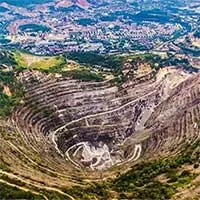 "Anh bạn hàng xóm" của Việt Nam phát hiện 17.000 tỷ tấn siêu kho báu, trị giá 200 tỷ USD