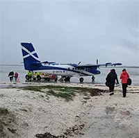 Sân bay nhỏ nhất thế giới: Đẹp và bình yên đến mê hồn, tới giờ bay cũng không nỡ rời xa