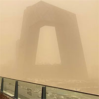 Liên Hiệp Quốc cho biết: Có 2 tỉ tấn bụi xâm nhập khí quyển mỗi năm