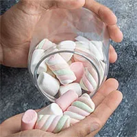 Nên kiêng ăn gì khi bị bướu cổ?