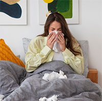 Tại sao mũi thường nghẹt vào buổi sáng?