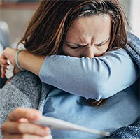 Hướng dẫn phân biệt triệu chứng cảm lạnh và viêm phế quản