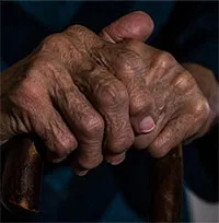 Tìm ra bí quyết sống thọ của những người trăm tuổi