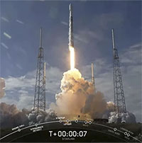 SpaceX phóng thêm 23 vệ tinh Internet Starlink lên vũ trụ