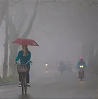 Tác nhân gây bệnh ẩn nấp trong nước mưa và sương mù: Không nhìn thấy nhưng rất nguy hiểm