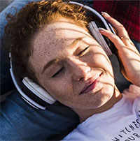 Vì sao chúng ta đều say đắm những bản nhạc buồn?