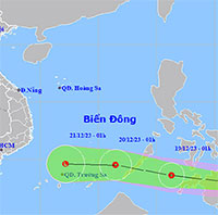 Bão trái mùa Jelawat khả năng suy yếu trước khi vào Biển Đông