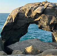 Khối đá đầu voi nổi tiếng Đài Loan bị sập