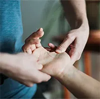 Top 15 dấu hiệu "siêu nhỏ" cảnh báo ung thư mà rất nhiều người bỏ qua