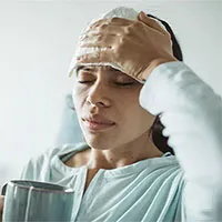 Bệnh đau đầu mùa lạnh: Nguyên nhân, triệu chứng và cách điều trị