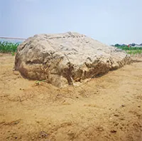 Vì sao “ngọn núi nhỏ nhất Trung Quốc” cao chỉ 0,6m nhưng không ai dám leo trèo?