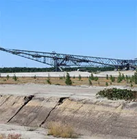 Cầu băng tải thép được mệnh danh "tháp Eiffel nằm ngang"