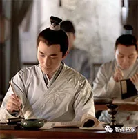 "Tú tài" thời xưa tương đương với trình độ học vấn nào ở thời hiện đại?