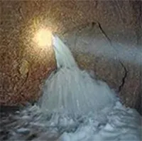 Khám phá hệ thống đường hầm xuyên sa mạc dài 280km lớn nhất thế giới