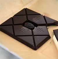 Chỉ nặng bằng quả trứng gà, vì sao một thanh socola lại có giá hơn 12 triệu đồng?