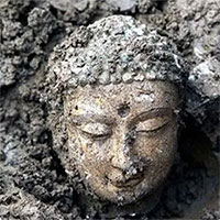 Lào liên tiếp phát hiện tượng Phật được cho là có niên đại hàng trăm năm trước