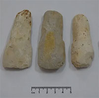 Xuất lộ nhiều di vật thời tiền sử tại hồ Hoàng Ân