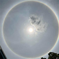 Hào quang quanh Mặt trời xuất hiện tại nhiều địa phương ở Việt Nam