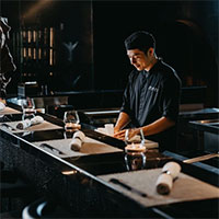Omakase - Phong cách ăn lạ gây sốt: Không được chọn món, không biết trước giá... nhưng số tiền phải trả gây choáng