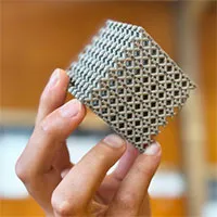 Vật liệu chịu được 600 độ C này có thể làm cho ô tô bền đến mức không thể tin được!