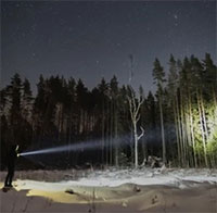 Tại sao con người không nhìn rõ màu sắc trong bóng tối?