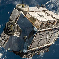 NASA bị kiện vì để rác từ 