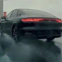 Triều Tiên bất ngờ khoe ô tô điện "tự làm", chạy được 720km/sạc