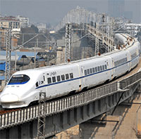 Làm thế nào để phanh một đoàn tàu đang chạy với tốc độ 350km/h trong trường hợp khẩn cấp?