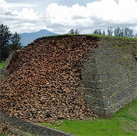 Kim tự tháp cổ đại sụp đổ sau bão ở Mexico
