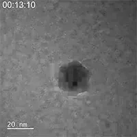 Thước phim bong bóng nước cỡ nano hình thành từ không khí