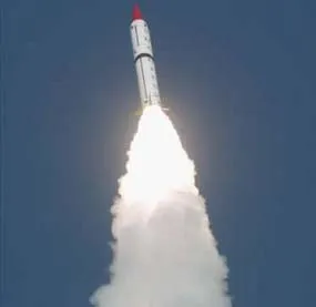 Pakistan bắn thử tên lửa mới