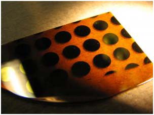 Thiết bị dùng năng lượng mặt trời biến đổi CO<sub>2</sub> thành nhiên liệu