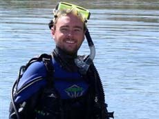 Hai tuần ở dưới nước