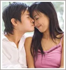 Khi stress, phụ nữ thích được vuốt ve hơn an ủi