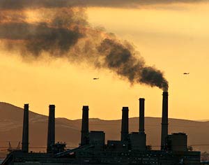 Sử dụng quang hợp để tái chế khí thải từ các nhà máy điện